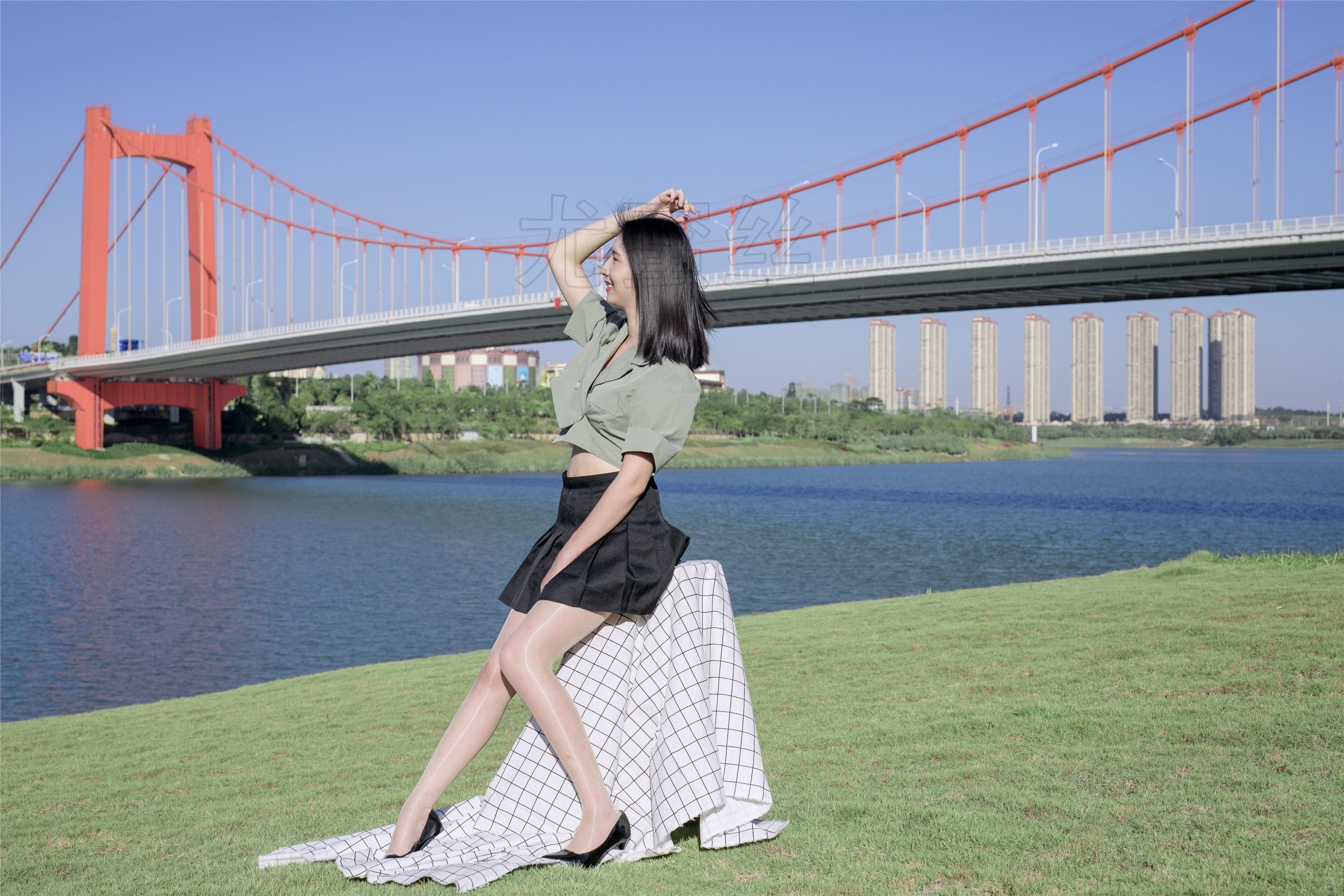 尤蜜丝 穿搭写真 NO.003